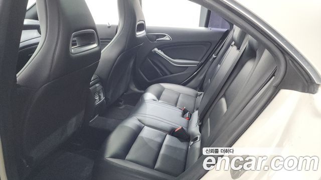 Mercedes-Benz CLA-Class 2014 — photo 16