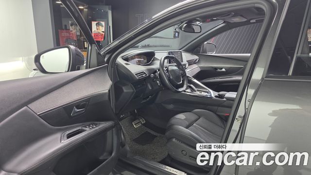 Peugeot 3008 2019 — photo 10