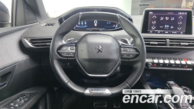 Peugeot 3008 2019 — photo 13