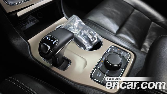 Jeep Cherokee 2015 — photo 9