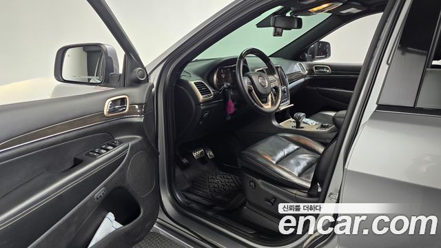 Jeep Cherokee 2015 — photo 10