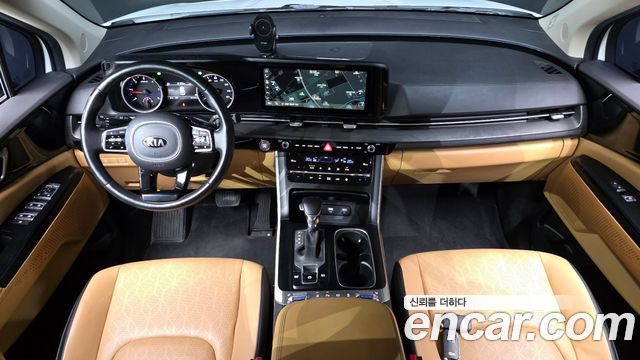 Kia Canival 2021 — photo 10