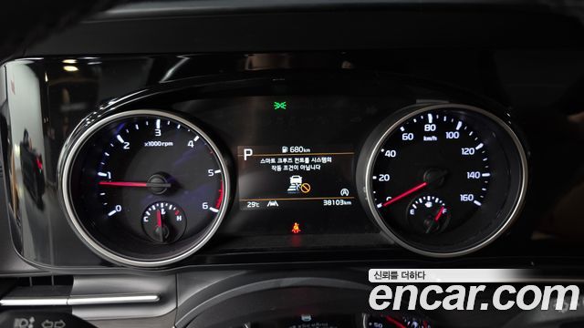 Kia Canival 2021 — photo 11