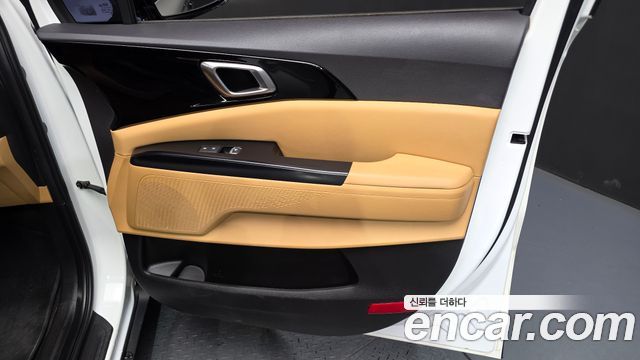 Kia Canival 2021 — photo 14