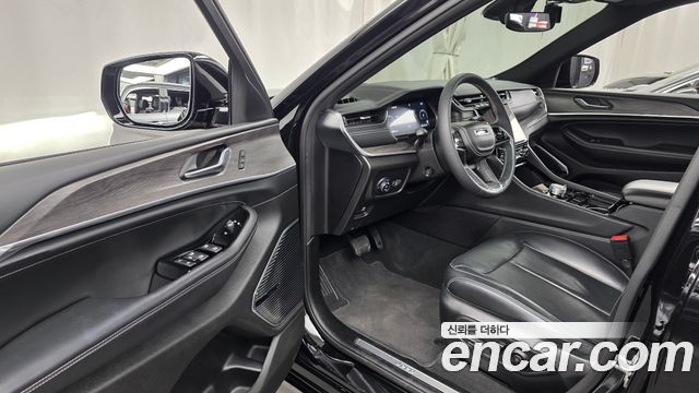 Jeep Cherokee 2023 — photo 10