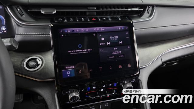 Jeep Cherokee 2023 — photo 13