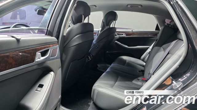 Hyundai Genesis 2016 — photo 12