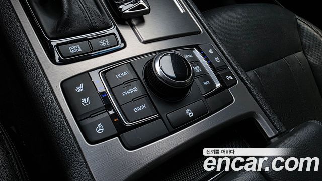 Hyundai Genesis 2016 — photo 18