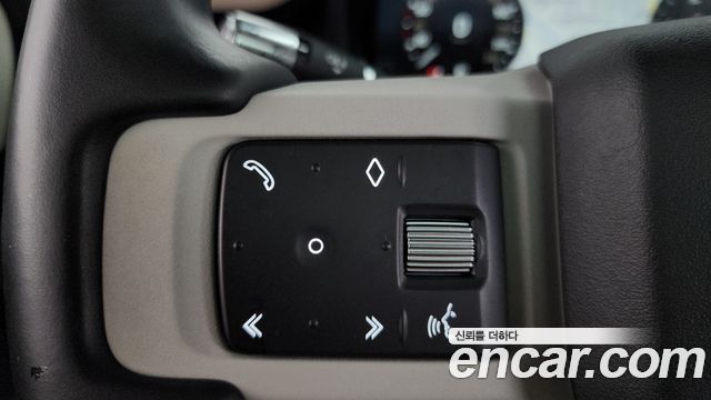 Land Rover Defender 2022 — photo 24