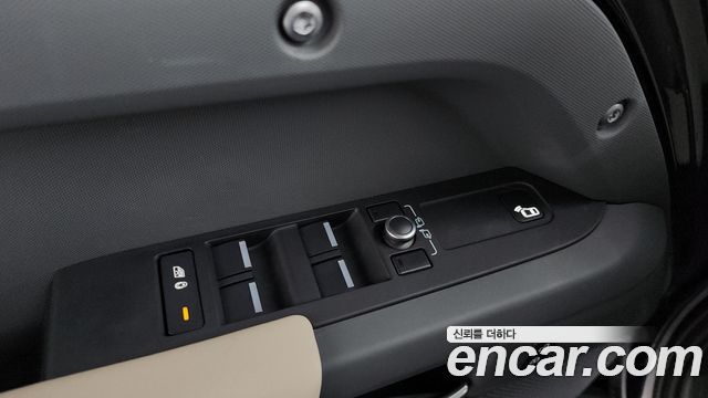 Land Rover Defender 2022 — photo 30
