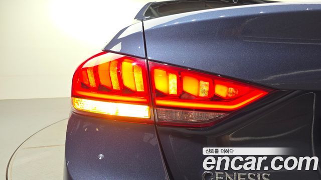 Hyundai Genesis 2015 — photo 9