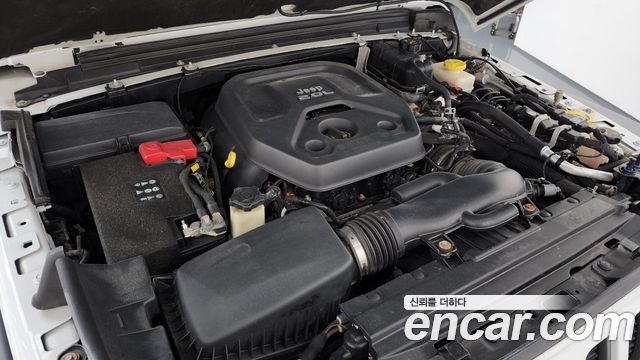 Jeep Wrangler 2019 — photo 6