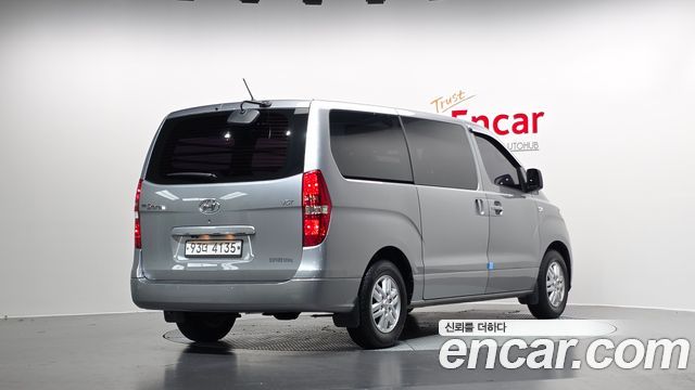Hyundai Starex 2020 — photo 2