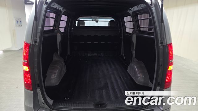 Hyundai Starex 2020 — photo 23
