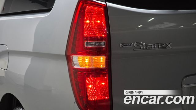 Hyundai Starex 2020 — photo 9