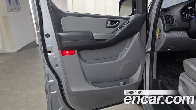 Hyundai Starex 2020 — photo 14
