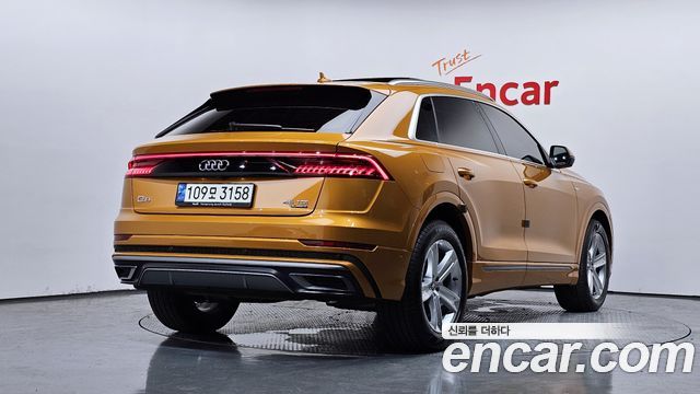 Audi Q8 2021 — photo 2