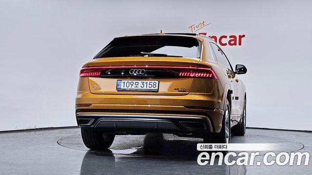 Audi Q8 2021 — photo 4
