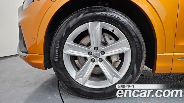 Audi Q8 2021 — photo 5