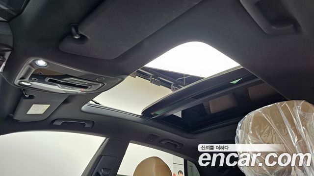 Audi Q8 2021 — photo 19
