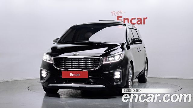 Kia Canival 2019 — photo 3