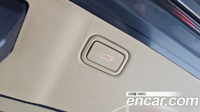 Kia Canival 2019 — photo 18