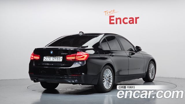 BMW 3-Series 2013 — photo 2