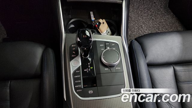 BMW 3-Series 2021 — photo 9
