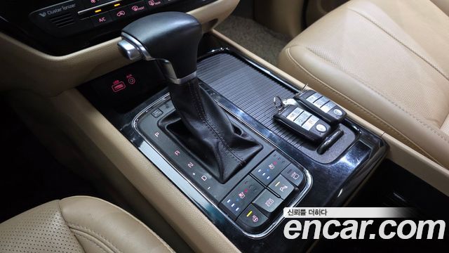 Kia Canival 2018 — photo 12