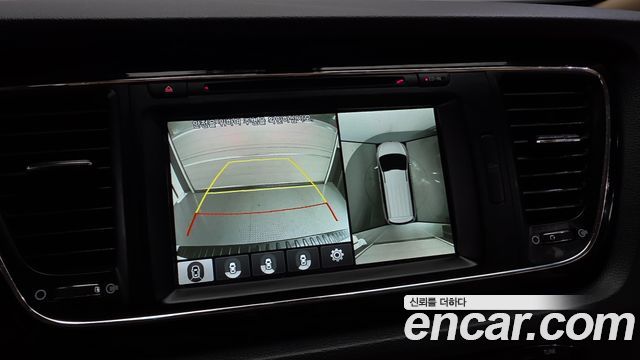 Kia Canival 2018 — photo 21