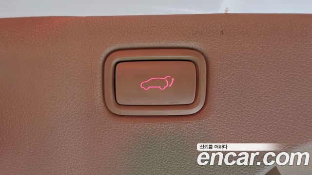 Kia Canival 2018 — photo 24