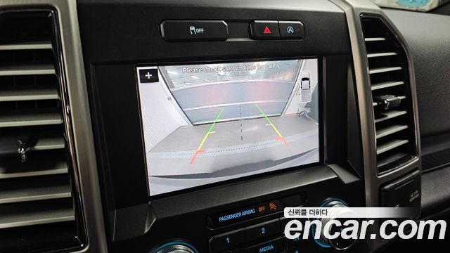Ford F150 2019 — photo 17