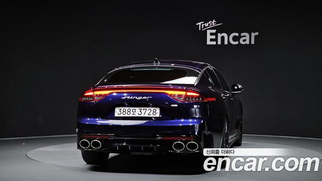 Kia Stinger 2023 — photo 4