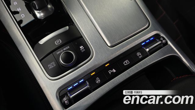 Kia Stinger 2023 — photo 28