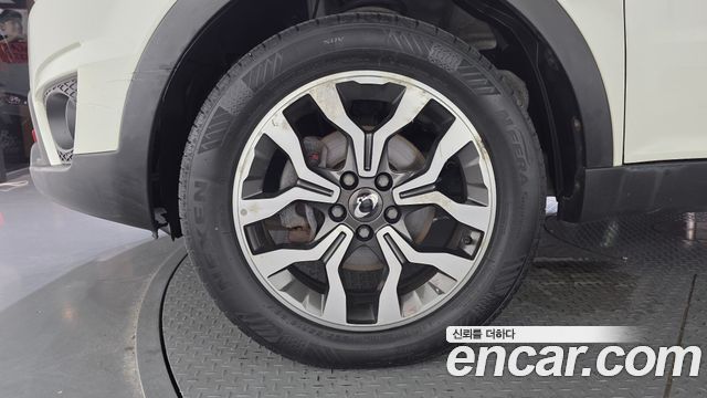 KG Mobility KORANDO 2016 — photo 5