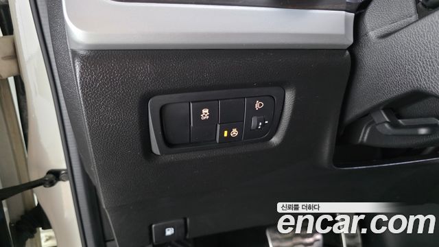 KG Mobility KORANDO 2016 — photo 16