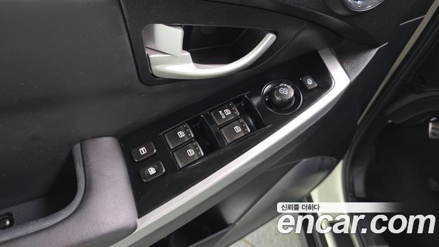 KG Mobility KORANDO 2016 — photo 17