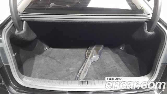 Genesis G80 2018 — photo 19