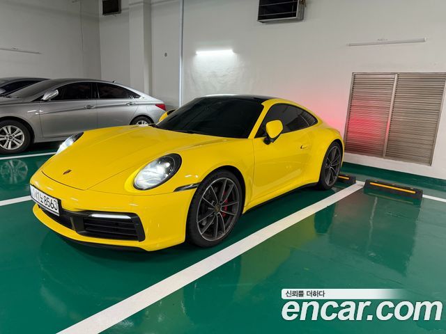 Porsche 911 2021 — photo 1