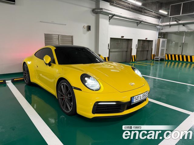 Porsche 911 2021 — photo 4