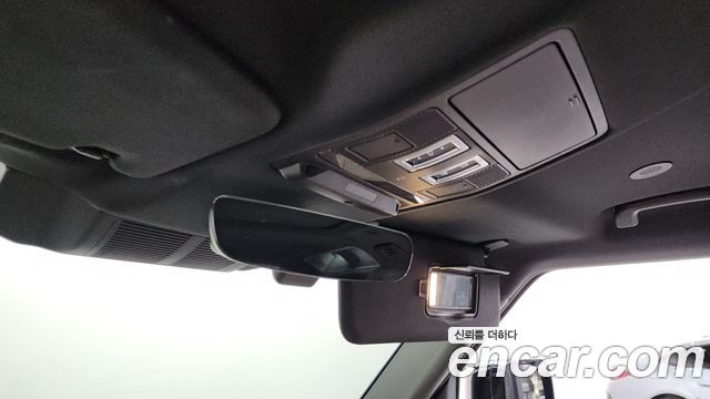 Land Rover Defender 2022 — photo 28