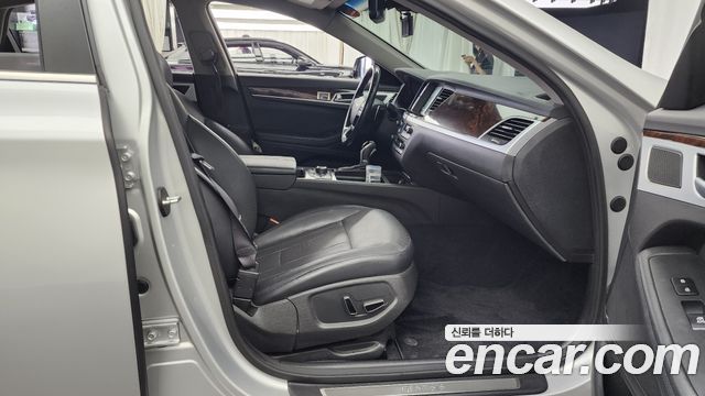 Hyundai Genesis 2014 — photo 17