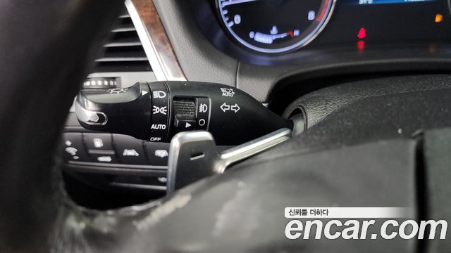 Hyundai Genesis 2014 — photo 28