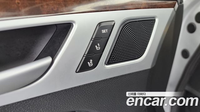 Hyundai Genesis 2014 — photo 35