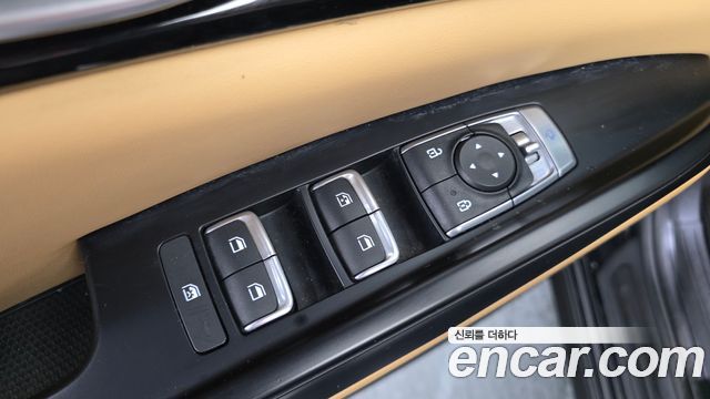 Kia Canival 2023 — photo 14
