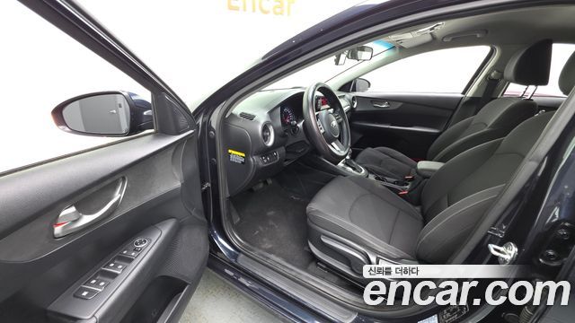 Kia K3 2019 — photo 10