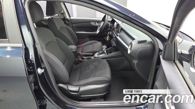 Kia K3 2019 — photo 12