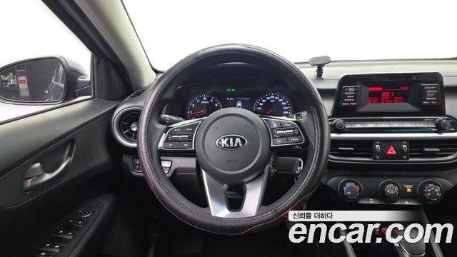 Kia K3 2019 — photo 15