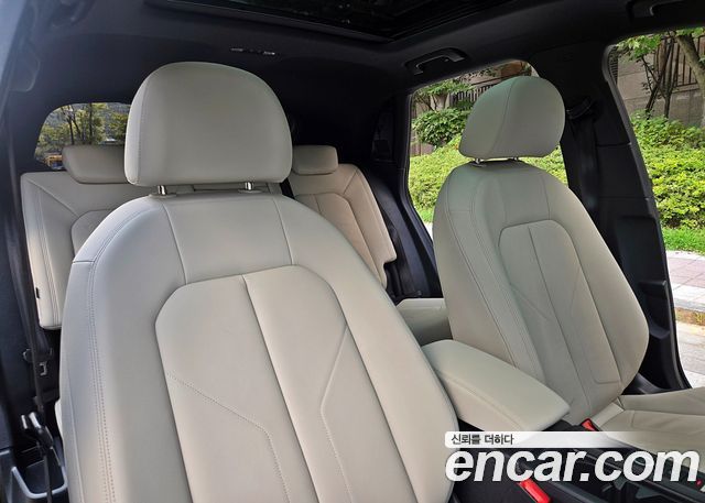 Audi Q3 2022 — photo 13