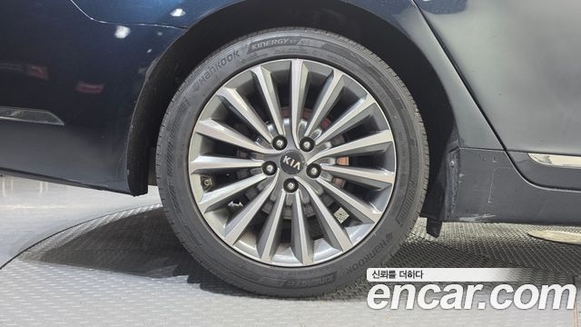 Kia K7 2016 — photo 5